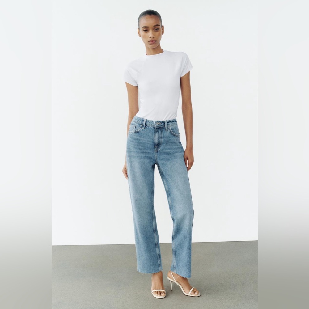 Zara High Rise Straight Leg Ankle Jeans